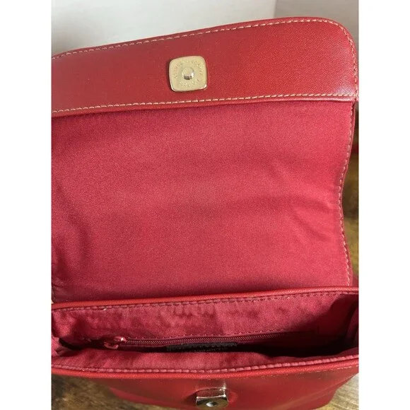 Liz Claiborne Red Crossbody Purse Gold Tone Hardware Flap Bag Classic Chic - Picture 9 of 12